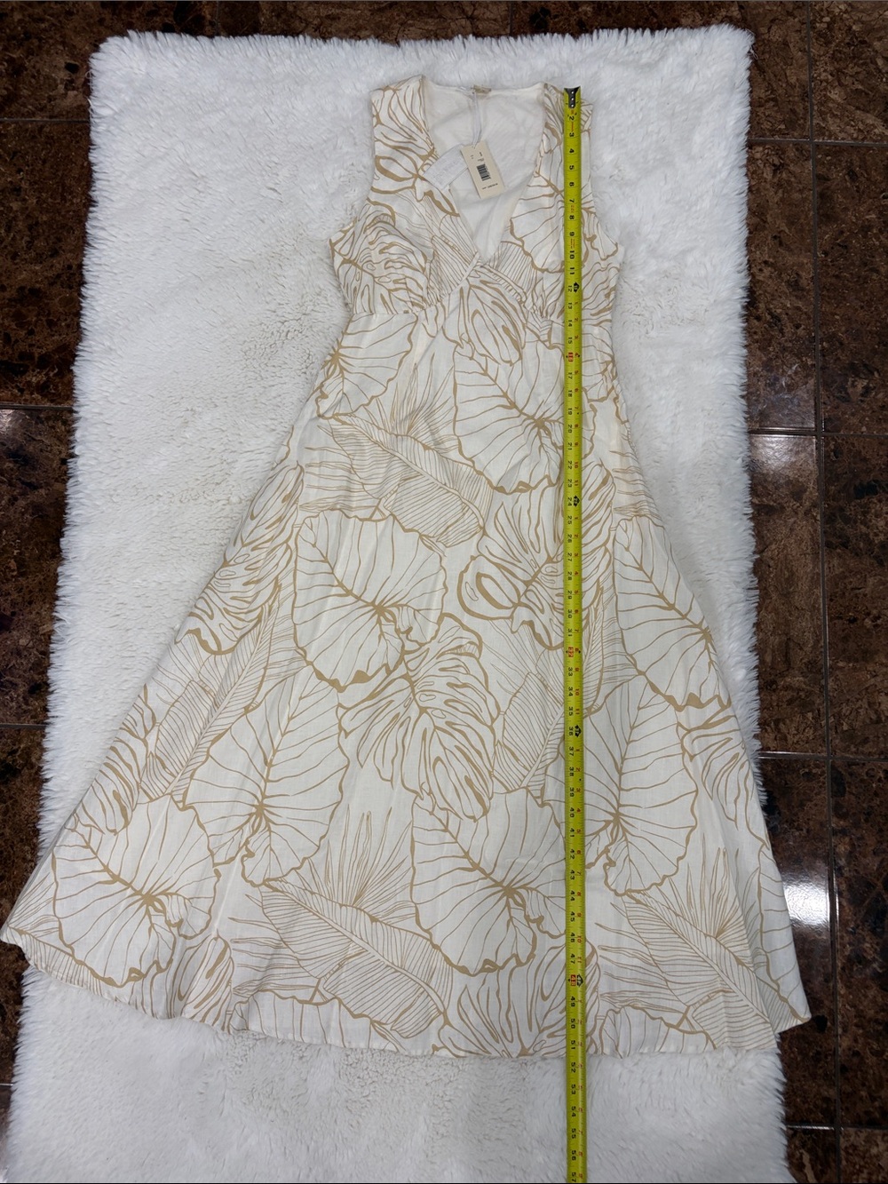 Magaschoni 100 Linen, Size 8 Elegant White Floral Dress - Picture 13 of 17